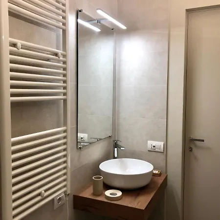 Laus Teatro Petruzzelli 3* Μπάρι