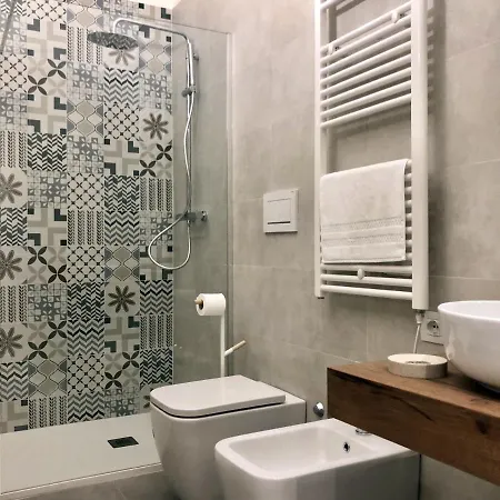 Laus Teatro Petruzzelli Πανσιόν 3*