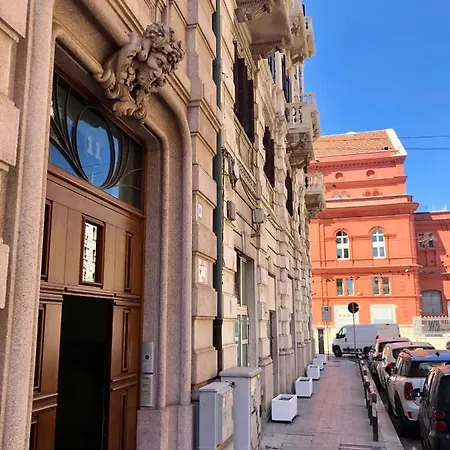 Laus Teatro Petruzzelli バーリ
