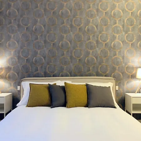 Laus Teatro Petruzzelli 3* Bari